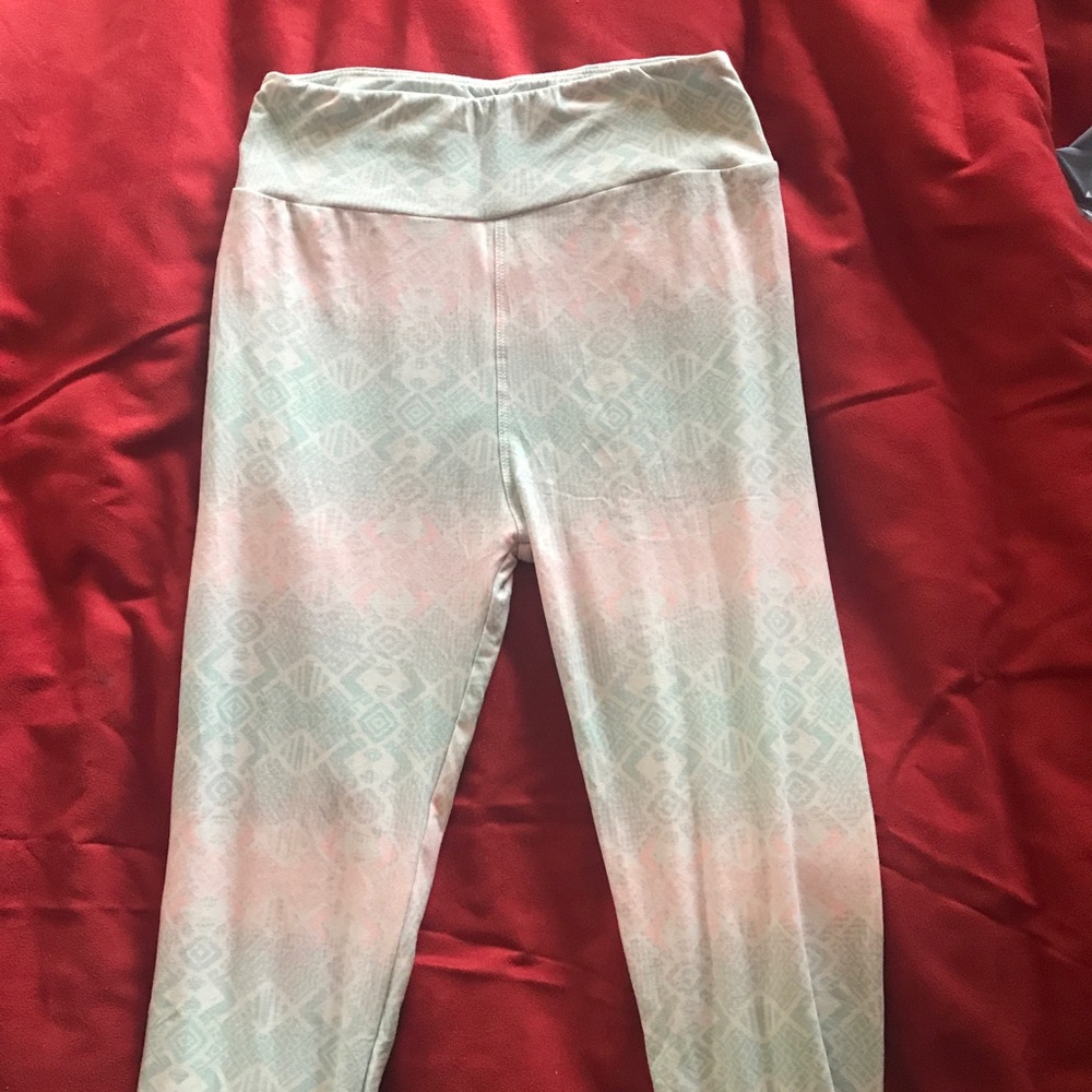 Lularoe Legging - Picture 2 of 3